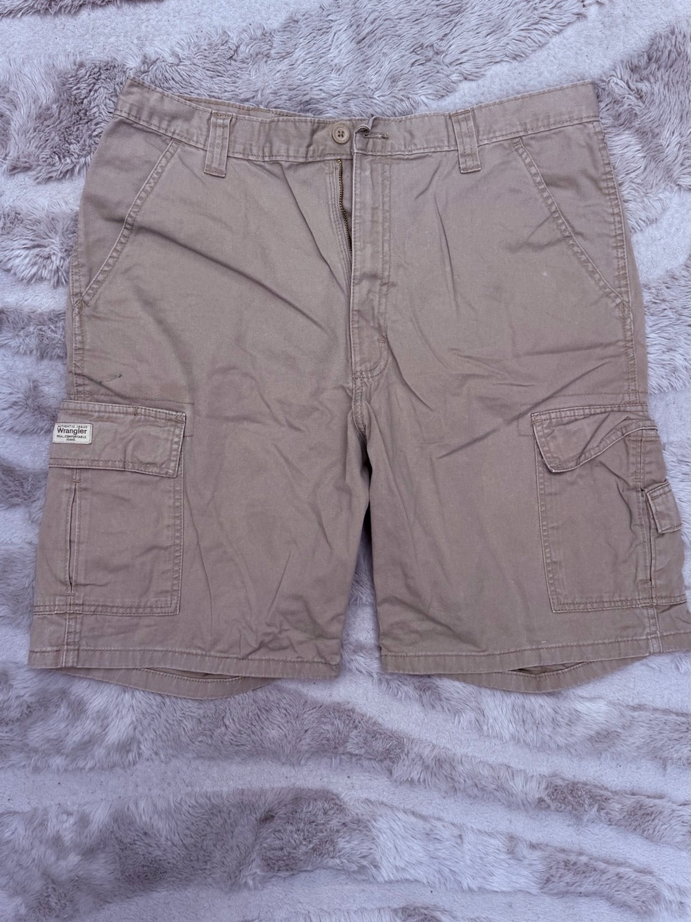 Wrangler Men's Taupe Cargo Shorts